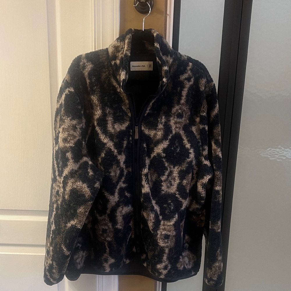 Abercrombie & Fitch Black and Tan Patterned Jacket